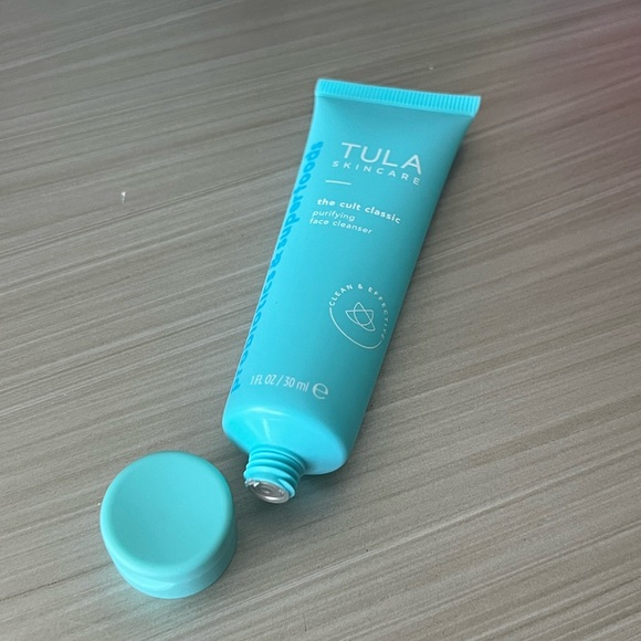 🔴 3/$18 5/$25 NEW TULA Skincare The Cult Classic Purifying Cleanser 1 Oz/30 mL - Picture 3 of 5